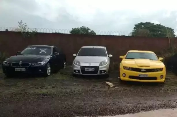Camaro amarelo e BMW são atrações de leilão do TJ de bens apreendidos Camaro amarelo e BMW são atrações de leilão do TJ de bens apreendidos