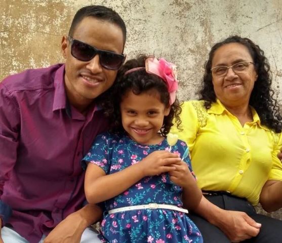 Parabéns aos aniversariantes de hoje, 17 de junho, por Dora Nunes Parabéns aos aniversariantes de hoje, 17 de junho, por Dora Nunes