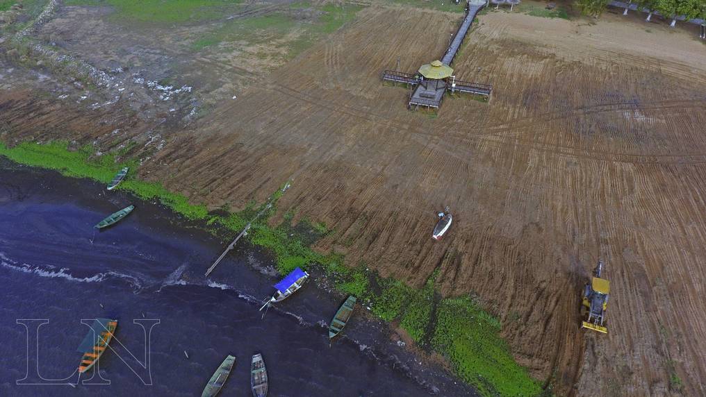 El lago azul de Ypacaraí vive el peor momento de su historia El lago azul de Ypacaraí vive el peor momento de su historia