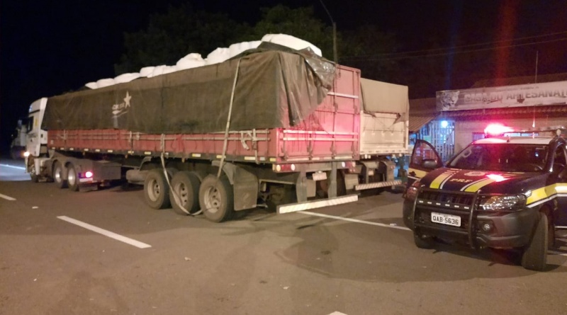 PRF apreende 307,8 Kg de cocaína em carga de fertilizantes em Anastácio PRF apreende 307,8 Kg de cocaína em carga de fertilizantes em Anastácio