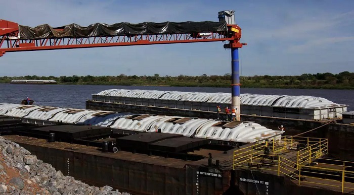 Baixo nível do Rio Paraguai reduz exportações de grãos e minérios em MS
