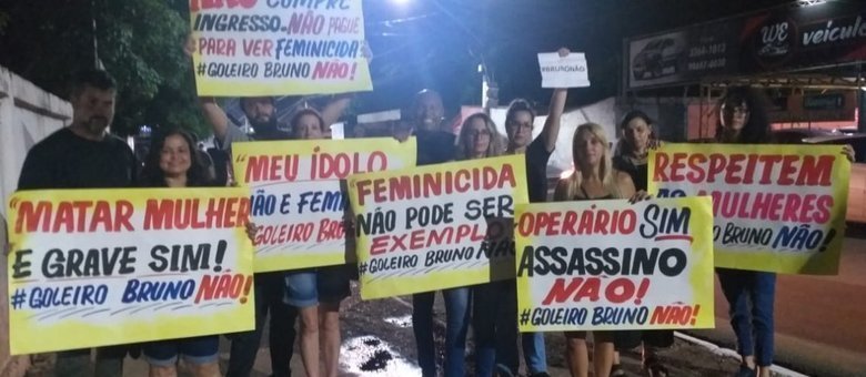 Deboche. Bruno volta e é capitão. Rio Branco envergonha o Brasil Deboche. Bruno volta e é capitão. Rio Branco envergonha o Brasil