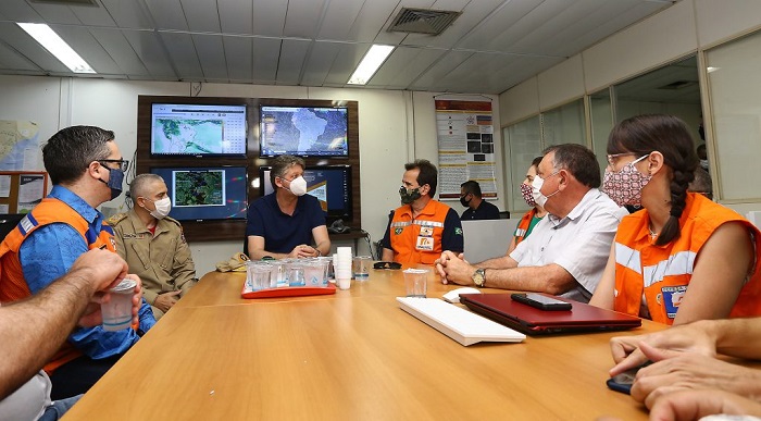 Reinaldo Azambuja decretará situação de emergência em MS devido os incêndios florestais e estiagem