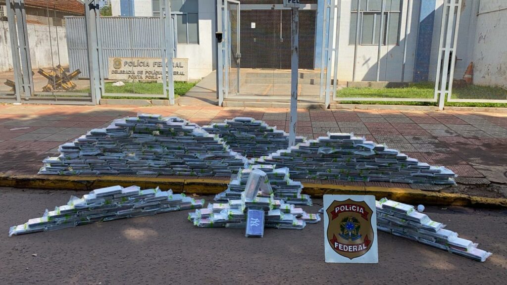 Vídeo: PF apreende mais de 437 kg de cocaína em Ponta Porã/MS