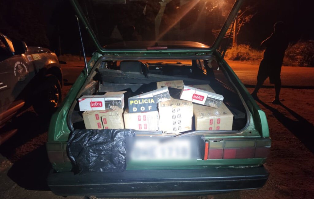 DOF apreende carros com cigarros em Ponta Porã e Angélica DOF apreende carros com cigarros em Ponta Porã e Angélica