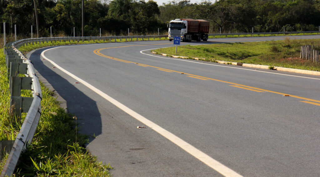 Estado investe R$ 520 milhões na pavimentação de 374 km de rodovias e projeta mais R$ 2,5 bilhões