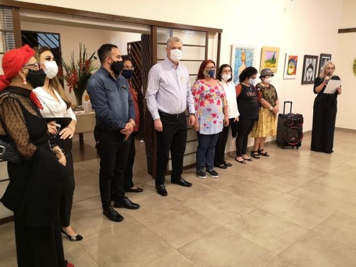 Artistas visuales de la frontera reunidos en interesante exposición de cuadros Artistas visuales de la frontera reunidos en interesante exposición de cuadros