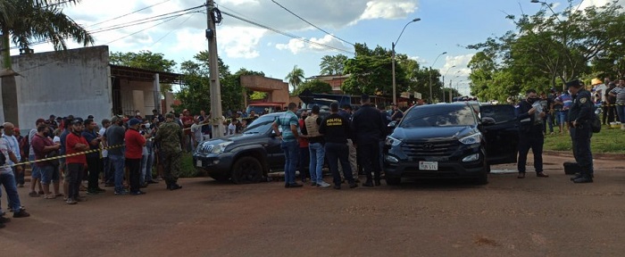 Vídeo: Menina de 6 anos tem parte do nariz arrancado por tiro de fuzil na fronteira Vídeo: Menina de 6 anos tem parte do nariz arrancado por tiro de fuzil na fronteira
