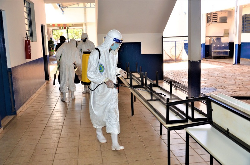 Ponta Porã: Equipe de 11º RC MEC realiza higienização e descontaminação em Escola Municipal