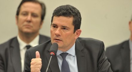 Um ano após sanção, lei anticrime ainda não veta 'saidinhas' de presos Um ano após sanção, lei anticrime ainda não veta 'saidinhas' de presos