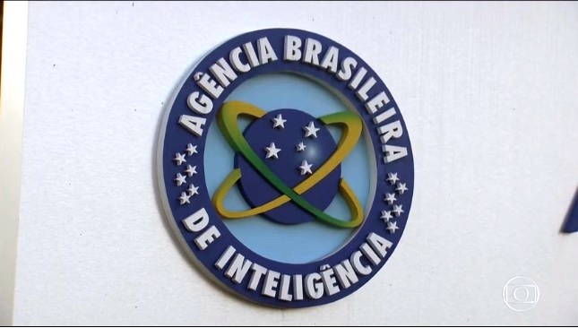 Heleno e Abin afirmam ao STF que não houve produção de relatórios para defesa de Flávio Bolsonaro