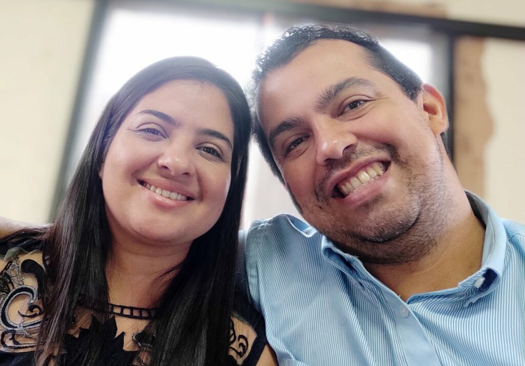 Dora do Pontaporainforma e os aniversariantes de hoje, 12 de dezembro Dora do Pontaporainforma e os aniversariantes de hoje, 12 de dezembro