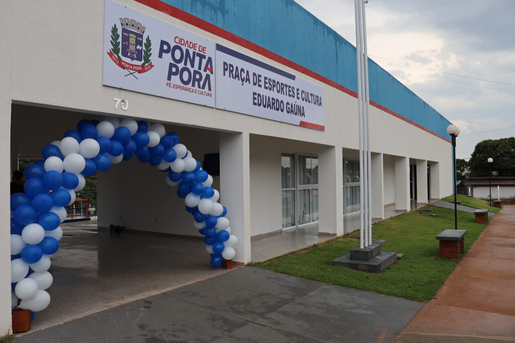 Em Ponta Porã, Praça de Esporte e Cultura homenageia Eduardo Gaúna Em Ponta Porã, Praça de Esporte e Cultura homenageia Eduardo Gaúna