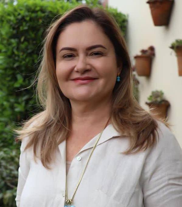 Dora do Pontaporainforma e os aniversariantes de hoje, 12 de dezembro Dora do Pontaporainforma e os aniversariantes de hoje, 12 de dezembro