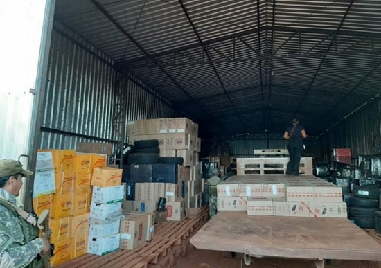 Aduanas declara contrabando a cigarrillos incautados en Lago de Itaipú