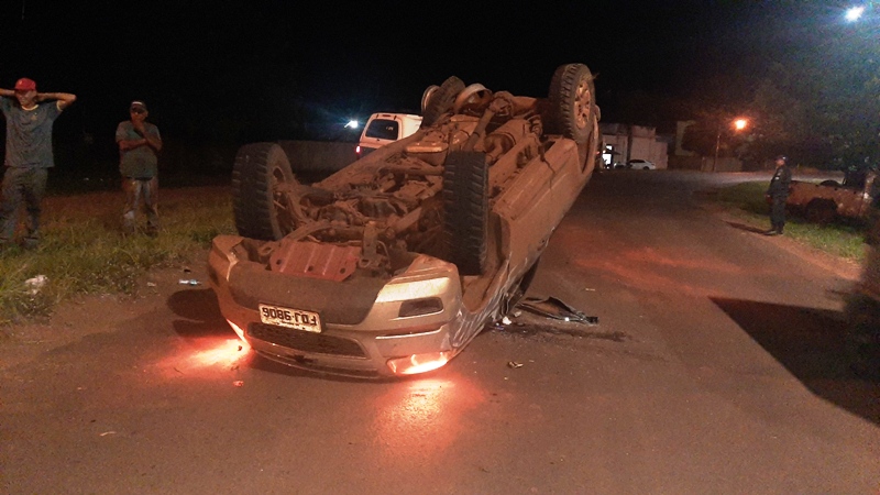 Ponta Porã: Violento acidente em Sanga Puitã envolve duas caminhonetes
