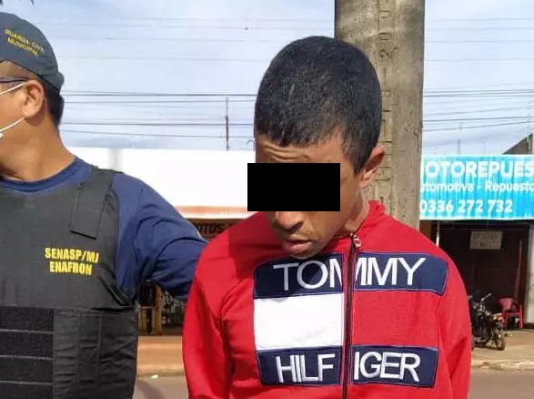 Em Ponta Porã, Guarda Civil prende assaltante que atirou em policial e roubou R$ 80 mil Em Ponta Porã, Guarda Civil prende assaltante que atirou em policial e roubou R$ 80 mil
