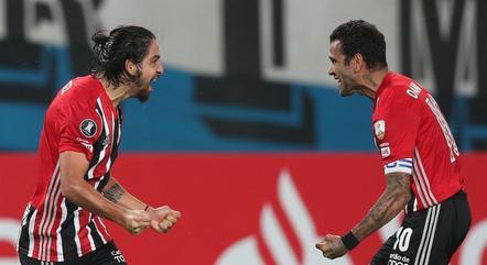 São Paulo bate peruanos e quebra tabu de seis anos na Libertadores São Paulo bate peruanos e quebra tabu de seis anos na Libertadores