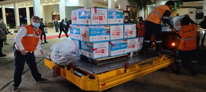Lote de más de 234.000 vacunas contra el COVID-19 finalmente llegó a Paraguay Lote de más de 234.000 vacunas contra el COVID-19 finalmente llegó a Paraguay
