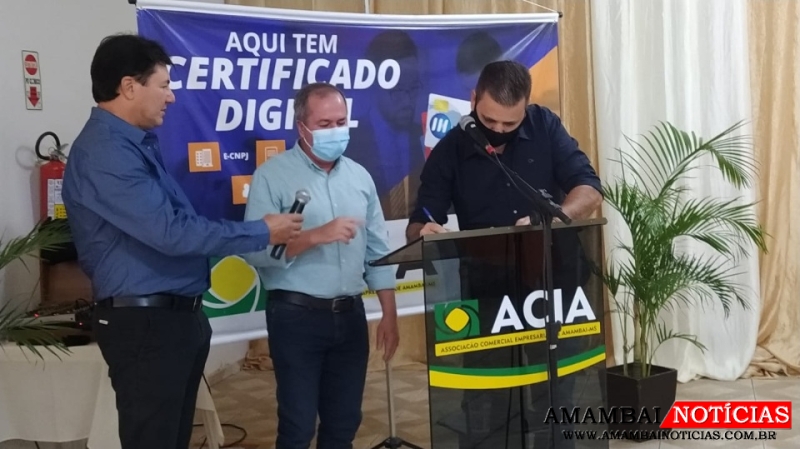 Andrei Piovesan tomou posse como novo presidente da ACIA Andrei Piovesan tomou posse como novo presidente da ACIA