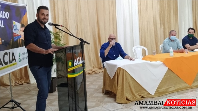 Andrei Piovesan tomou posse como novo presidente da ACIA Andrei Piovesan tomou posse como novo presidente da ACIA