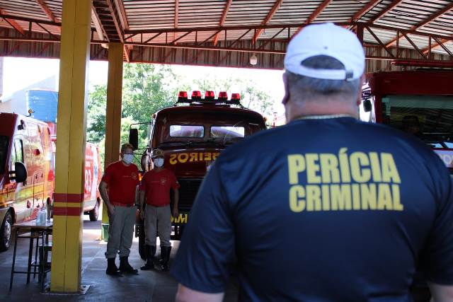 Em Ponta Porã, Policiais da Coordenadoria Geral de Perícias recebem vacina contra covid-19