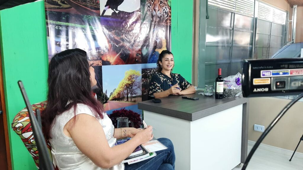 Katia Bresciani foi entrevistada no Programa Dora Nunes Katia Bresciani foi entrevistada no Programa Dora Nunes