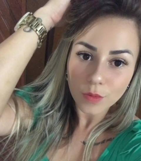 Veja quem faz aniversário hoje, dia 21 de junho, por Dora Nunes Veja quem faz aniversário hoje, dia 21 de junho, por Dora Nunes