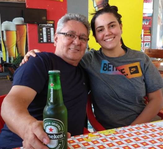 Veja quem faz aniversário hoje, dia 21 de junho, por Dora Nunes Veja quem faz aniversário hoje, dia 21 de junho, por Dora Nunes