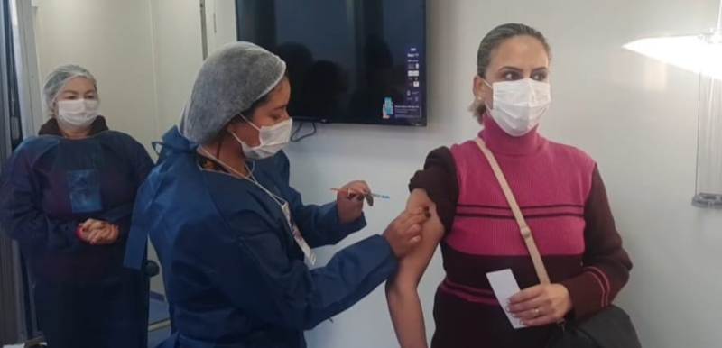 Em Ponta Porã, prefeitura começa vacinação em massa da população