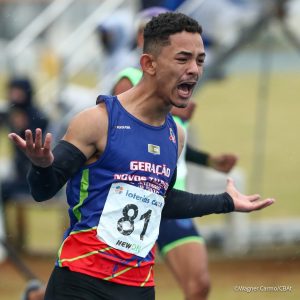 Com atlêta de Ponta Porã MS conquista dois ouros e um bronze no Brasileiro Sub-16 de Atletismo Com atlêta de Ponta Porã MS conquista dois ouros e um bronze no Brasileiro Sub-16 de Atletismo