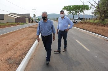 Reinaldo Azambuja autoriza pavimentação da MS-345 e garante investimentos de R$ 170 milhões em Bonito
