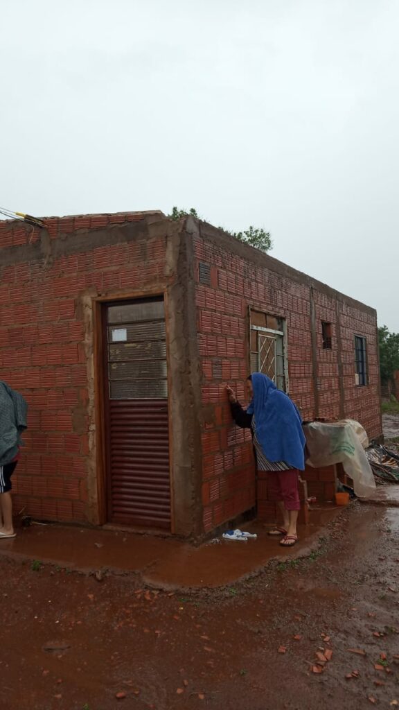 Chuva deixa rastros de destruição em Ponta Porã