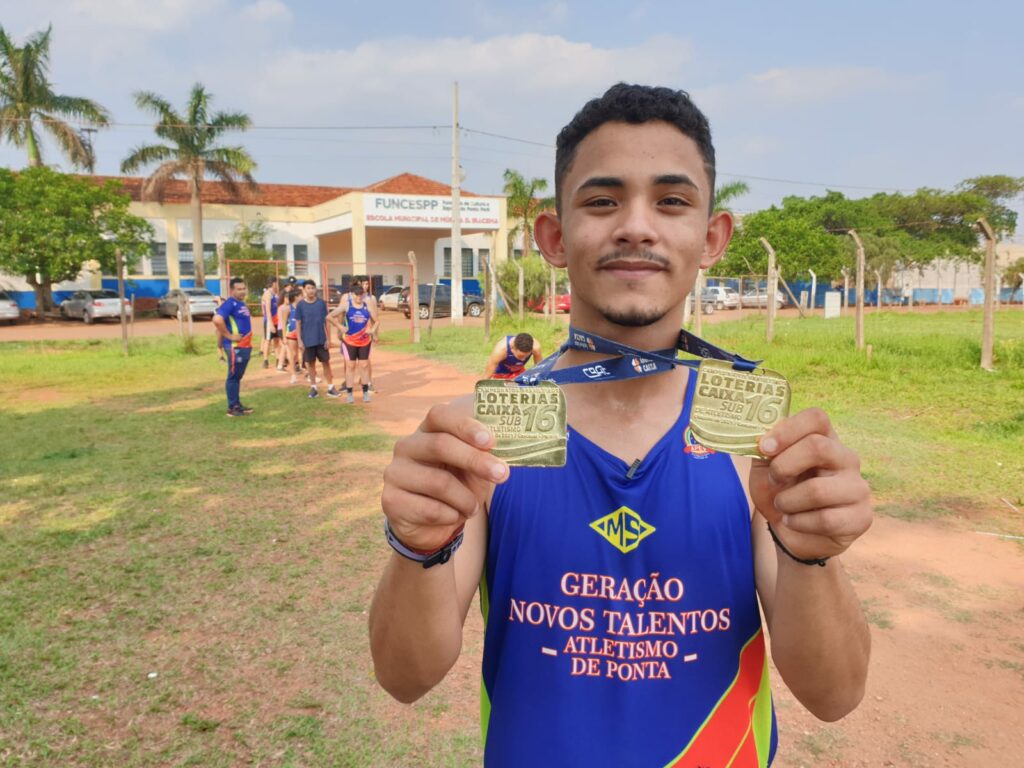 Escolinha de Atletismo mantida pela prefeitura de Ponta Porã é “garimpo de ouro” Escolinha de Atletismo mantida pela prefeitura de Ponta Porã é “garimpo de ouro”