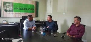 Comandante do 4º BPM realiza visita aos prefeitos de Ponta Porã, Aral Moreira e Antônio João
