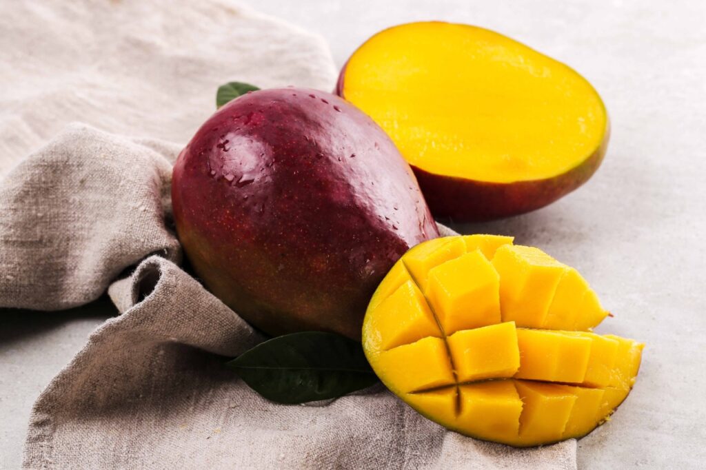 Comer fruta na passagem do ano dá sorte? Comer fruta na passagem do ano dá sorte?