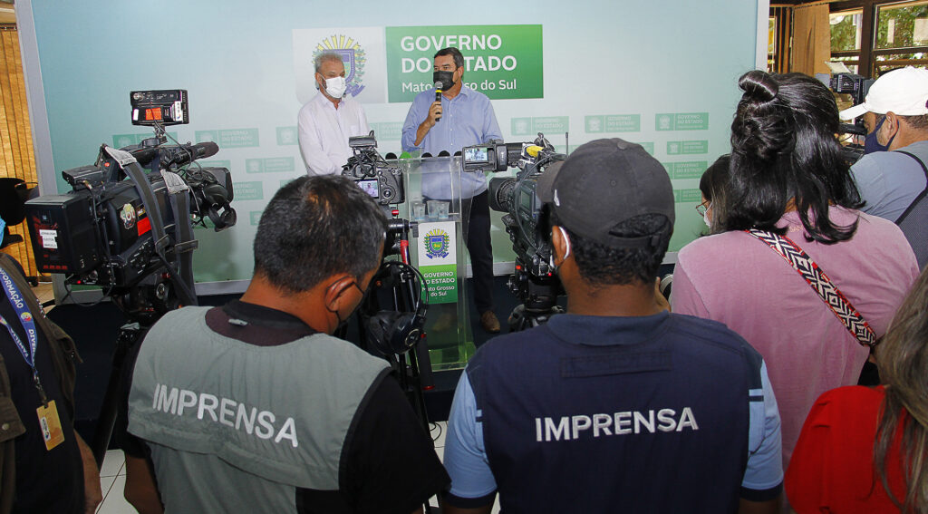 Diante do aumento de casos de Covid-19, Governo amplia testagem e intensifica campanha por vacinação Diante do aumento de casos de Covid-19, Governo amplia testagem e intensifica campanha por vacinação