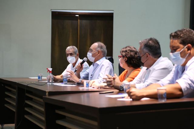 Ponta Porã volta a adotar uso de máscara e distanciamento