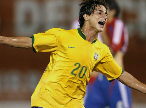 Pontaporanense Danilinho vai jogar no Athletic, de São João del-Rei Pontaporanense Danilinho vai jogar no Athletic, de São João del-Rei