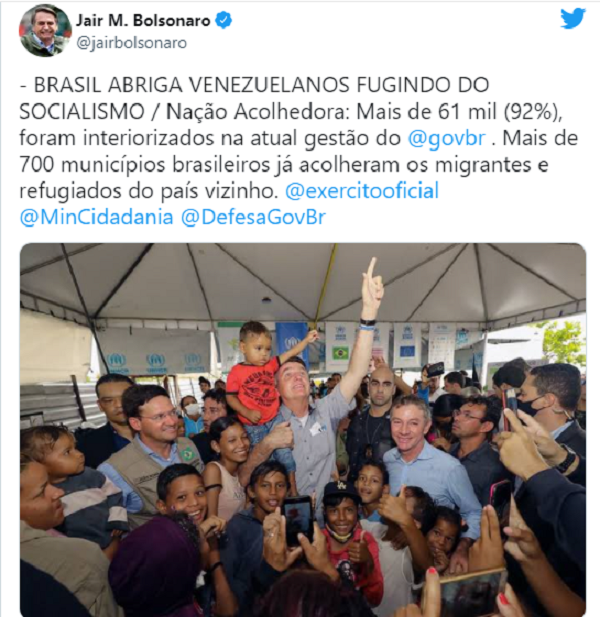 'Brasil abriga venezuelanos fugindo do socialismo', diz Bolsonaro 'Brasil abriga venezuelanos fugindo do socialismo', diz Bolsonaro