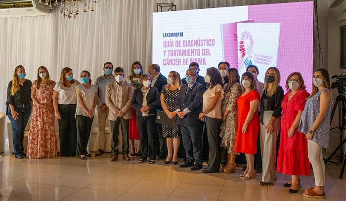 Presentaron “Guía de diagnóstico y tratamiento del cáncer de mama” Presentaron “Guía de diagnóstico y tratamiento del cáncer de mama”