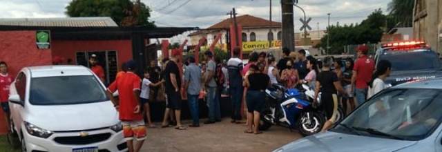 Homem é executado em garagem de carro em Ponta Porã Homem é executado em garagem de carro em Ponta Porã