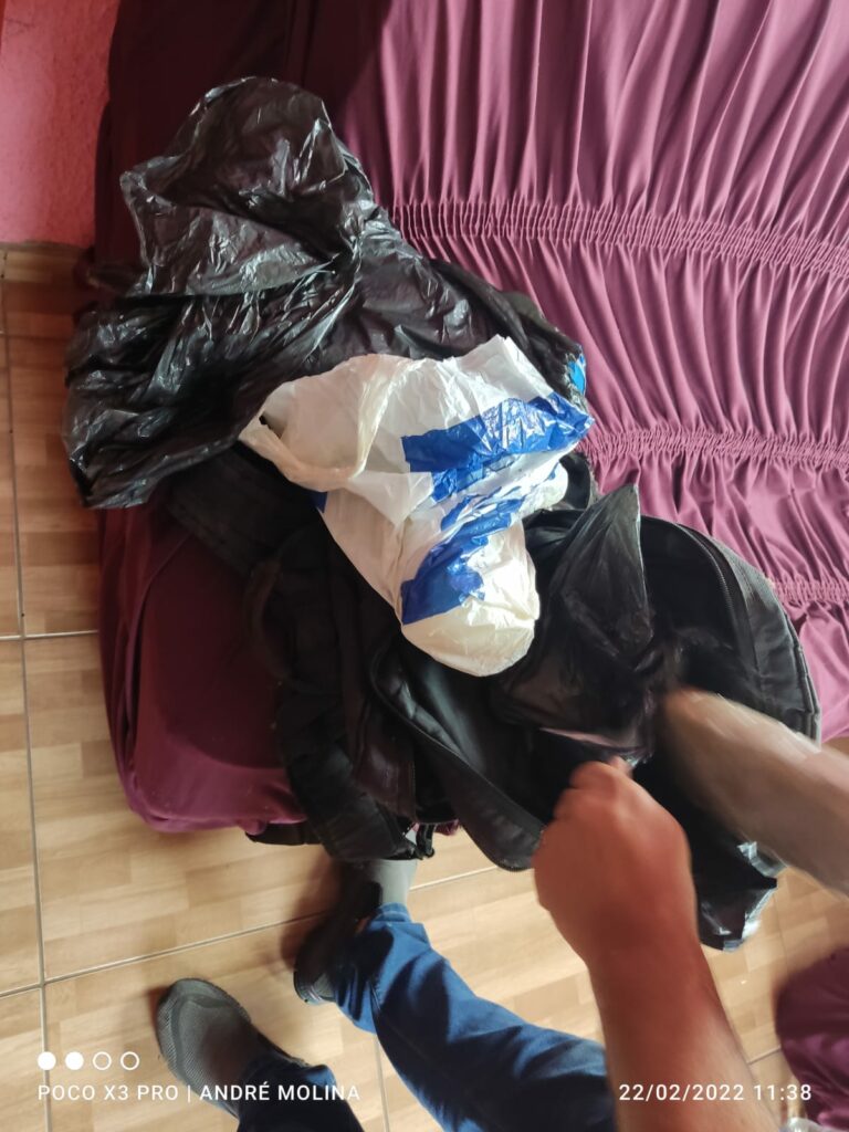 Polícia Civil apreende adolescente que vendia drogas no São Rafael, em Ponta Porã Polícia Civil apreende adolescente que vendia drogas no São Rafael, em Ponta Porã