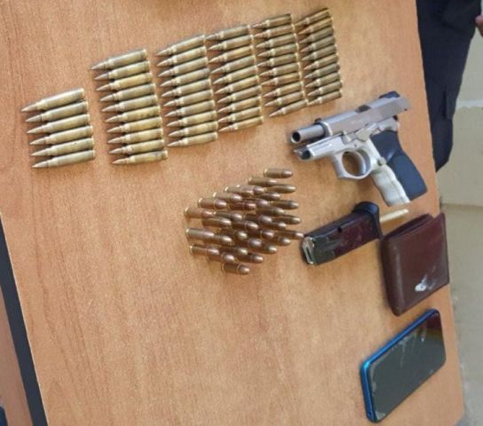 Uruguayo cae con fusil y chalecos antibalas que tenían como destino Asunción Uruguayo cae con fusil y chalecos antibalas que tenían como destino Asunción