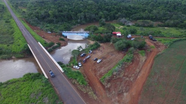 Dia D de Limpeza no Rio Amambai aconteceu no último sábado (5) e foi sucesso Dia D de Limpeza no Rio Amambai aconteceu no último sábado (5) e foi sucesso