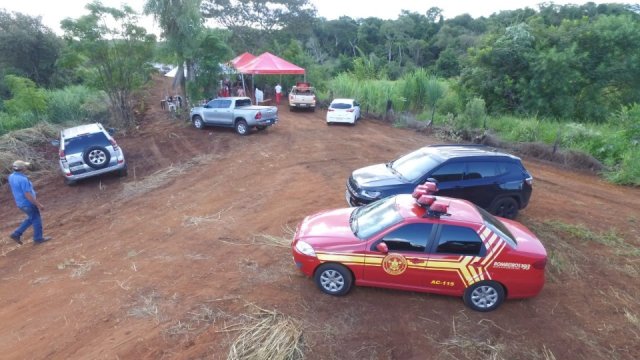 Dia D de Limpeza no Rio Amambai aconteceu no último sábado (5) e foi sucesso Dia D de Limpeza no Rio Amambai aconteceu no último sábado (5) e foi sucesso
