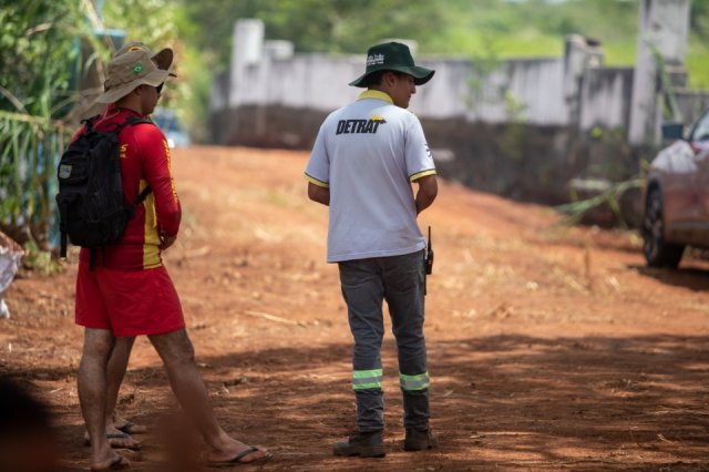 Dia D de Limpeza no Rio Amambai aconteceu no último sábado (5) e foi sucesso Dia D de Limpeza no Rio Amambai aconteceu no último sábado (5) e foi sucesso