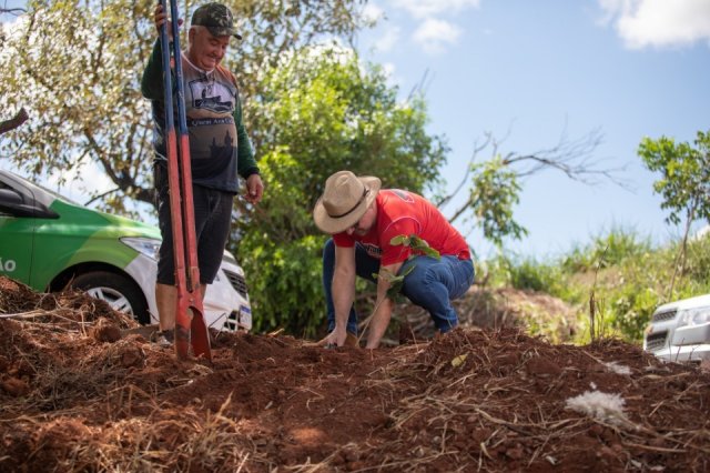 Dia D de Limpeza no Rio Amambai aconteceu no último sábado (5) e foi sucesso Dia D de Limpeza no Rio Amambai aconteceu no último sábado (5) e foi sucesso