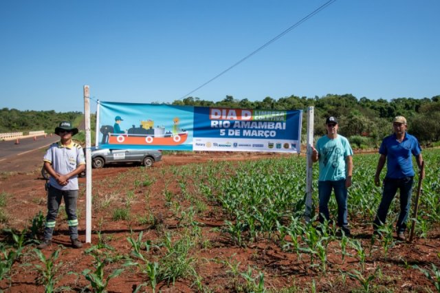 Dia D de Limpeza no Rio Amambai aconteceu no último sábado (5) e foi sucesso Dia D de Limpeza no Rio Amambai aconteceu no último sábado (5) e foi sucesso