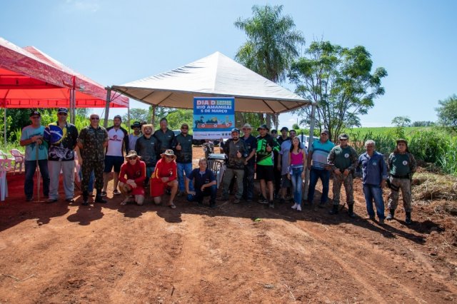 Dia D de Limpeza no Rio Amambai aconteceu no último sábado (5) e foi sucesso Dia D de Limpeza no Rio Amambai aconteceu no último sábado (5) e foi sucesso